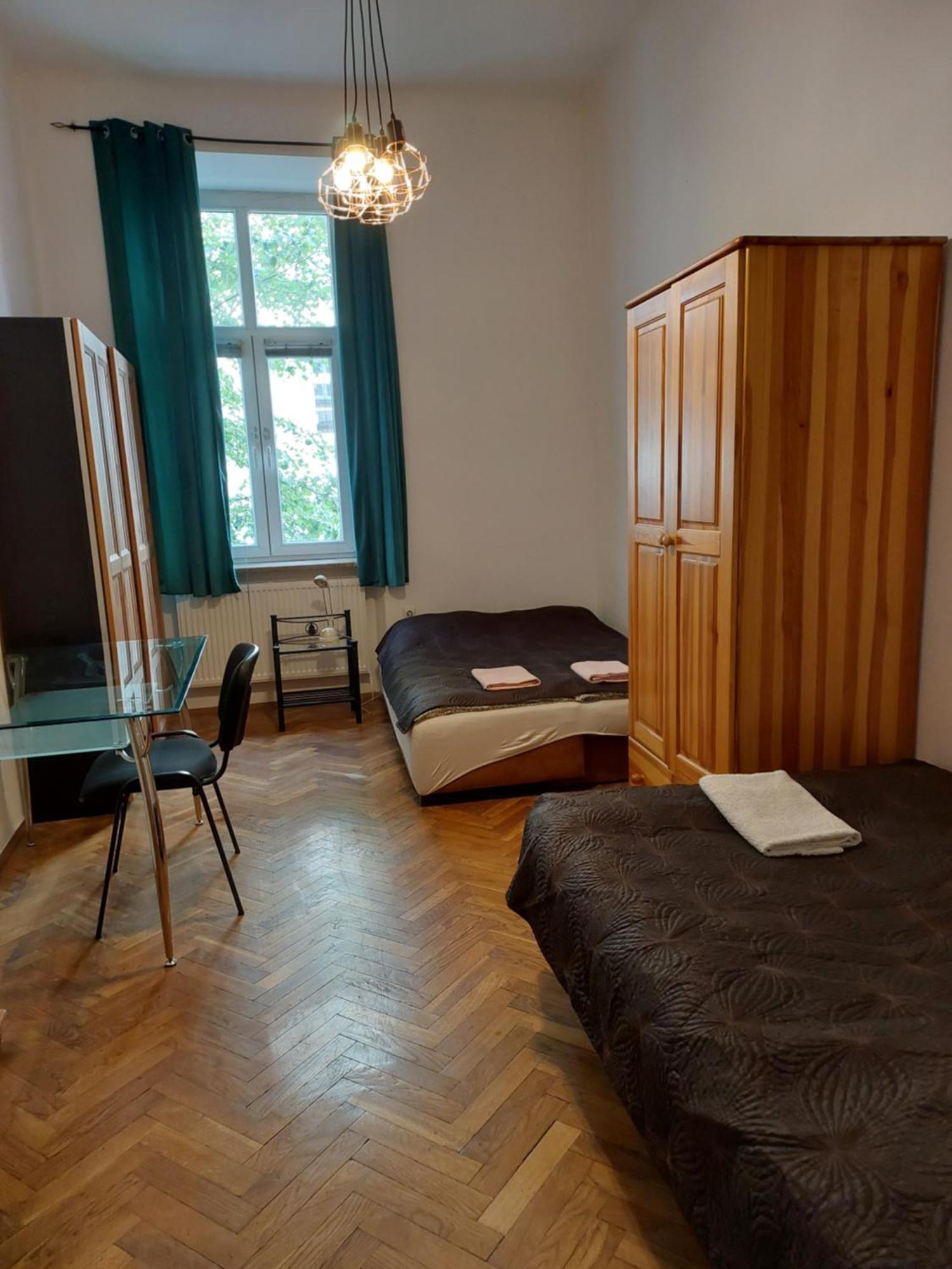 Apartment Mariacki Tower Краків Екстер'єр фото